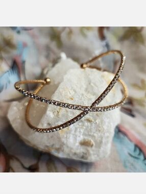 CrissCross Criss Cross Prong Set Gold Tone X Style Rhinestone Bracelet NWT